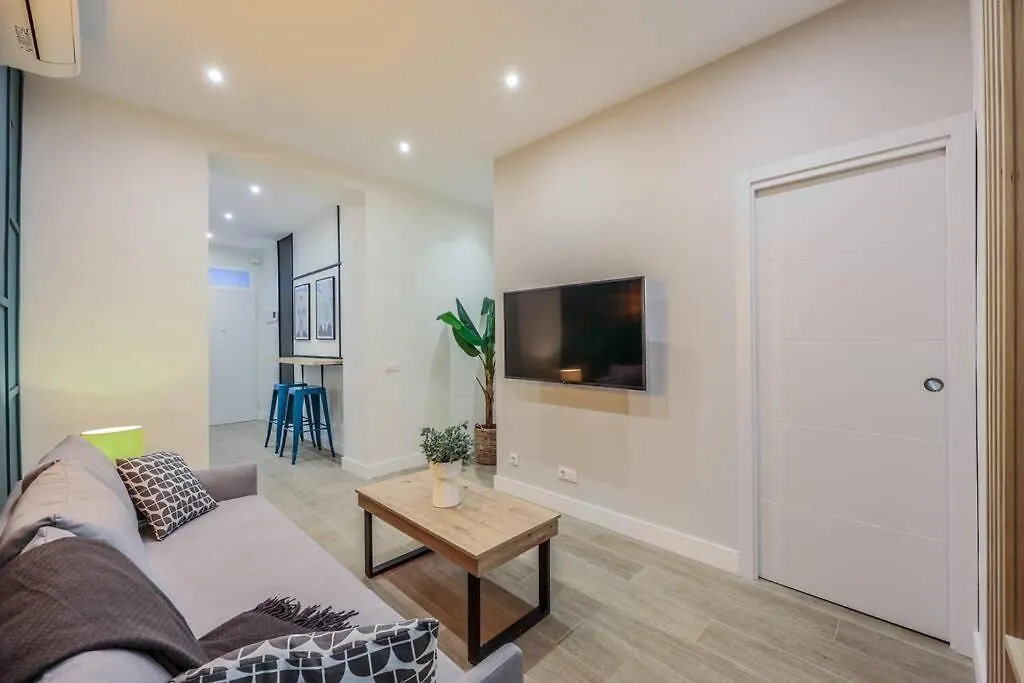 Luxe Apartment In Malasana Hub-1
